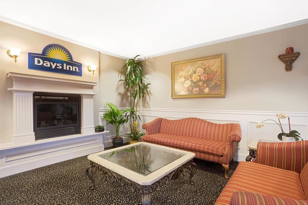Days Inn Everett - photo 25