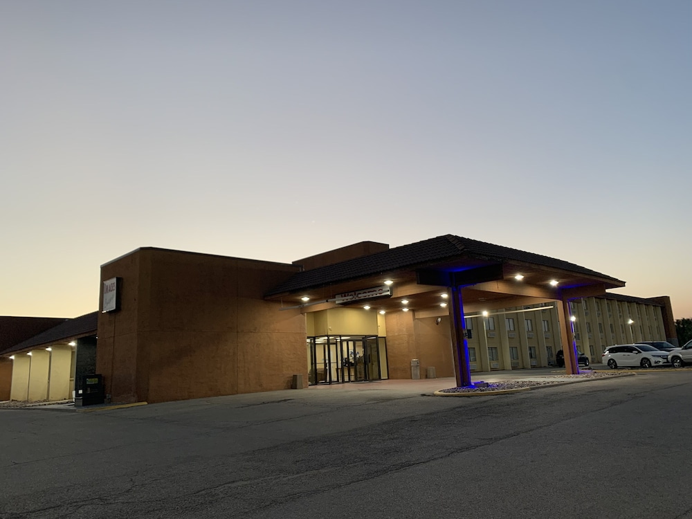Travelodge by Wyndham Odessa - photo 25