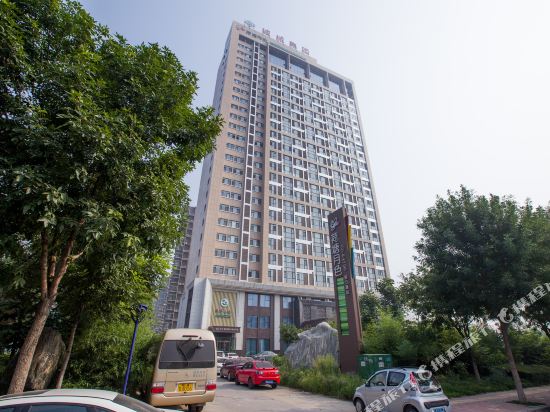 Hetang Yuese Holiday Hotel in Xinxiang, People's Republic of China