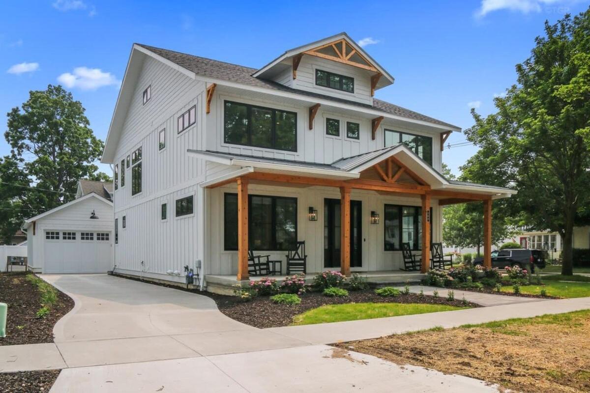 Experience - carbon neutral hotel in South Haven