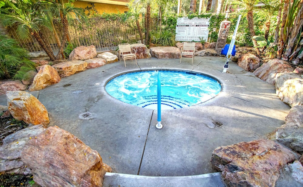 Palm Springs Tennis Club - photo 67