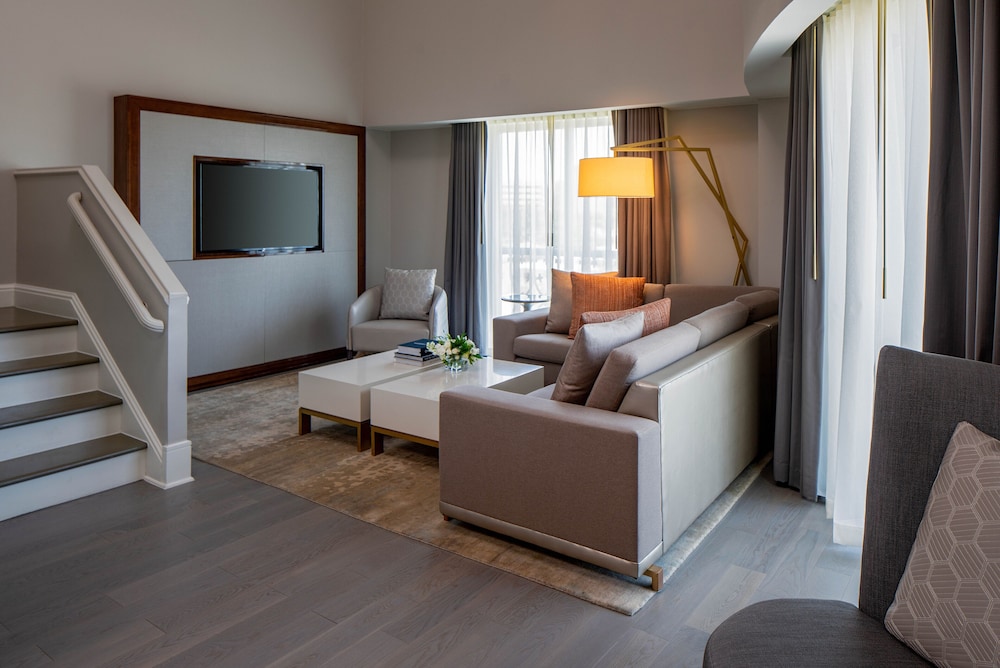 Hotel Crescent Court - photo 24