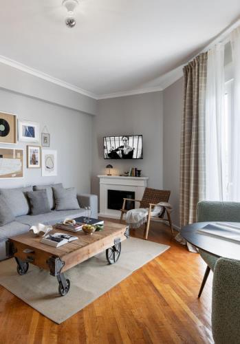 The Apartment 09 — 4-Star Luxury Hotel in Athens, Greece