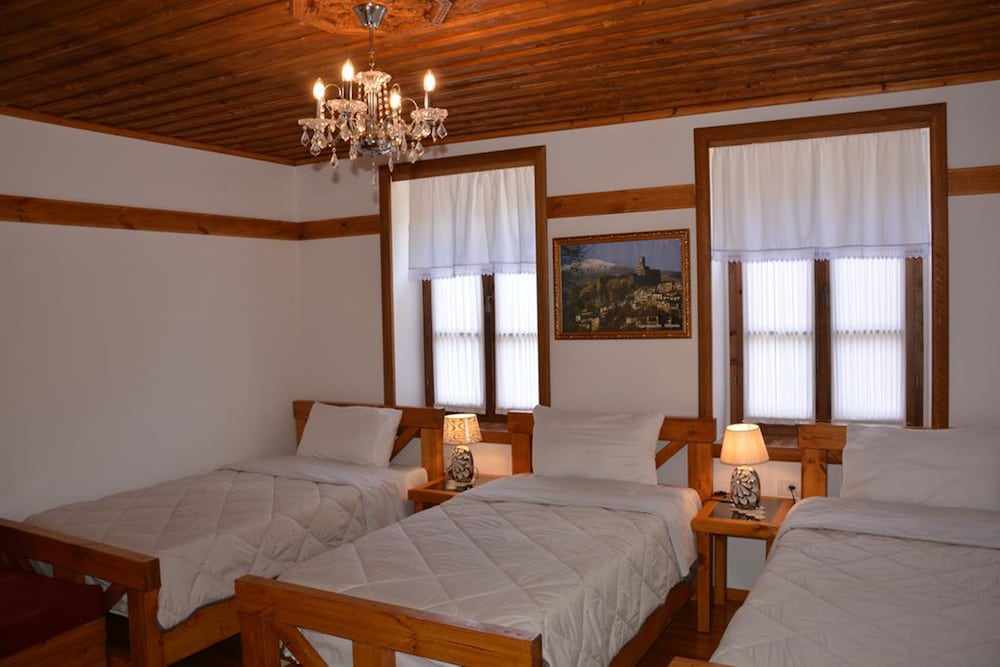 Hotel Bebej Tradicional - carbon neutral hotel in Gjirokaster