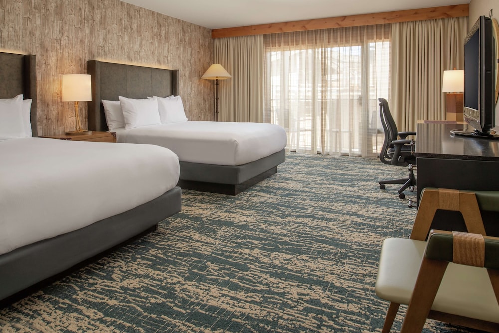 Edgewater Missoula Tapestry Collection by Hilton - photo 24