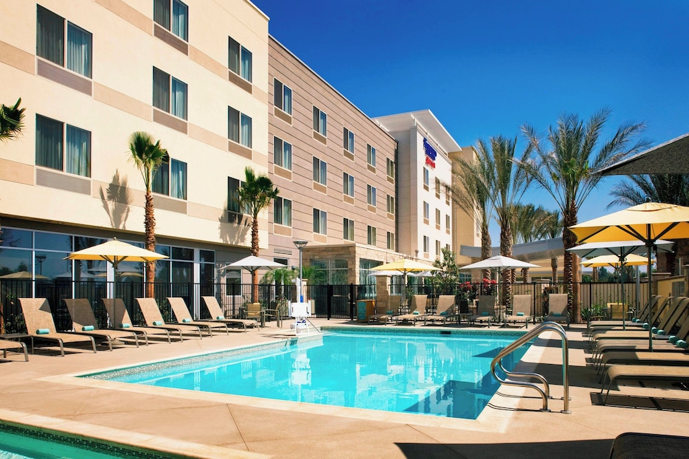 Fairfield Inn & Suites Tustin Orange County - photo 18