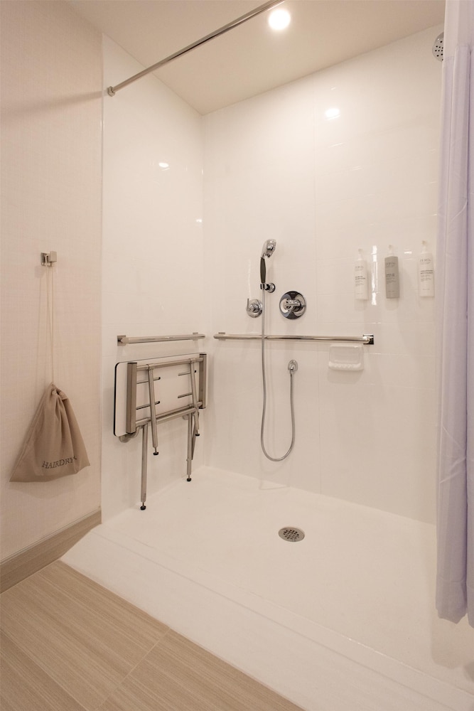 Hilton Garden Inn Dayton Downtown - photo 33