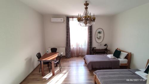 Piano Foyer Apartments at City Center