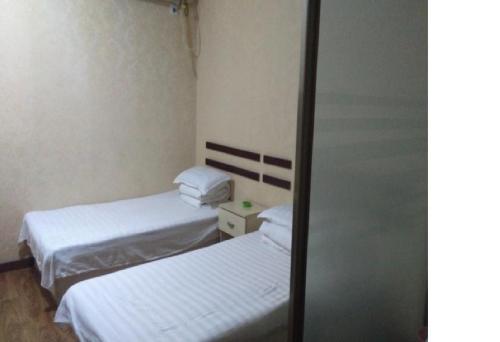 Jinshengge Fashion Hotel — hotel in Dunhua
