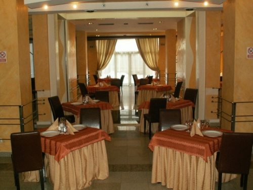 Hotel Cara - carbon neutral hotel in Pitesti