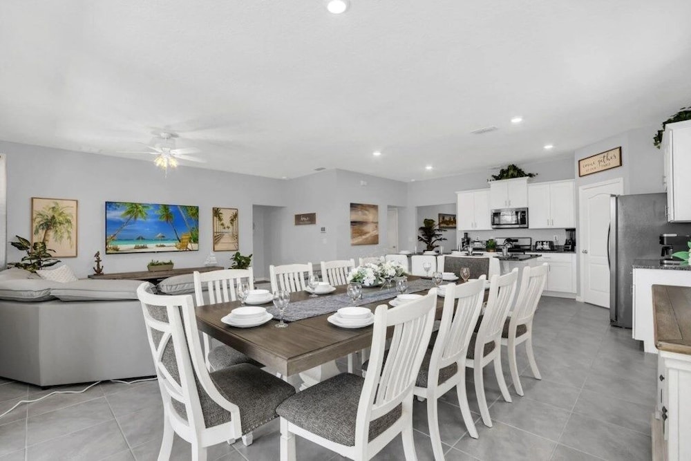 Luxury 6 Bed Private Pool Home In Solterra Resort 6 Bedroom Home by RedAwning - photo 39