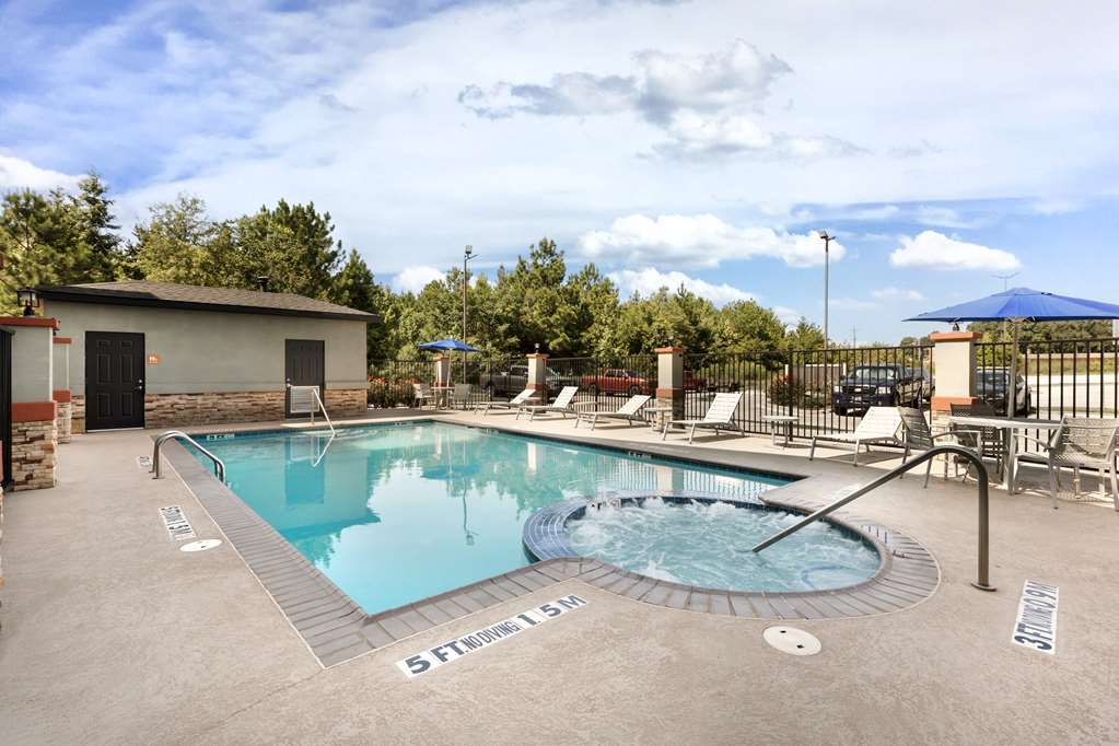 Best Western Carthage Inn & Suites - photo 25