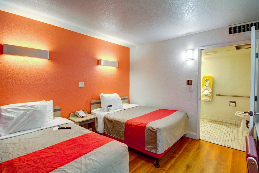 Motel 6 Saint George UT - photo 14