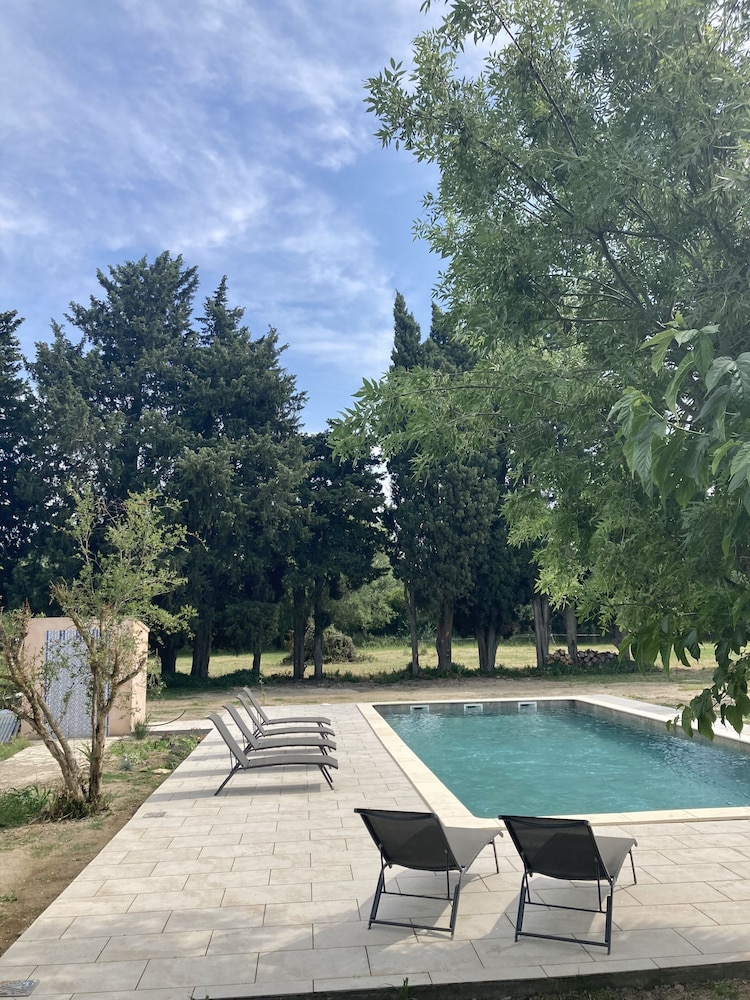 Mas Du Petit Claux — Barbentane