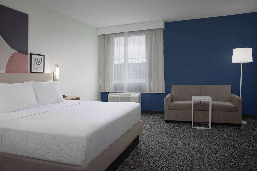 Spark by Hilton Miami Doral - photo 19