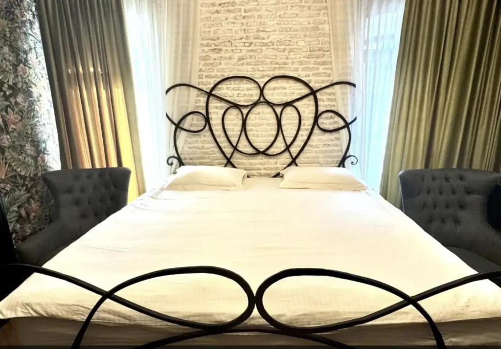 Luxury Home in Old Tbilisi with Terrace