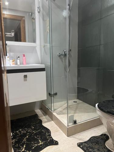 Appartement en pleine centre ville gueliz — 4-Star Luxury Hotel in Marrakesh, Morocco