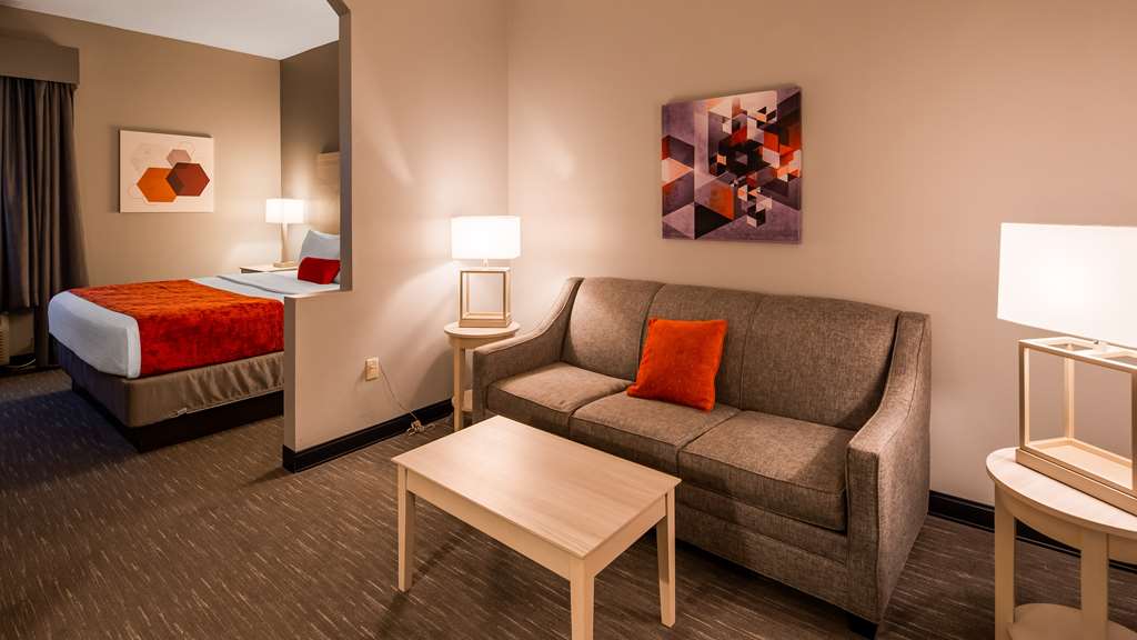 Best Western Plus New Cumberland Inn & Suites - photo 19