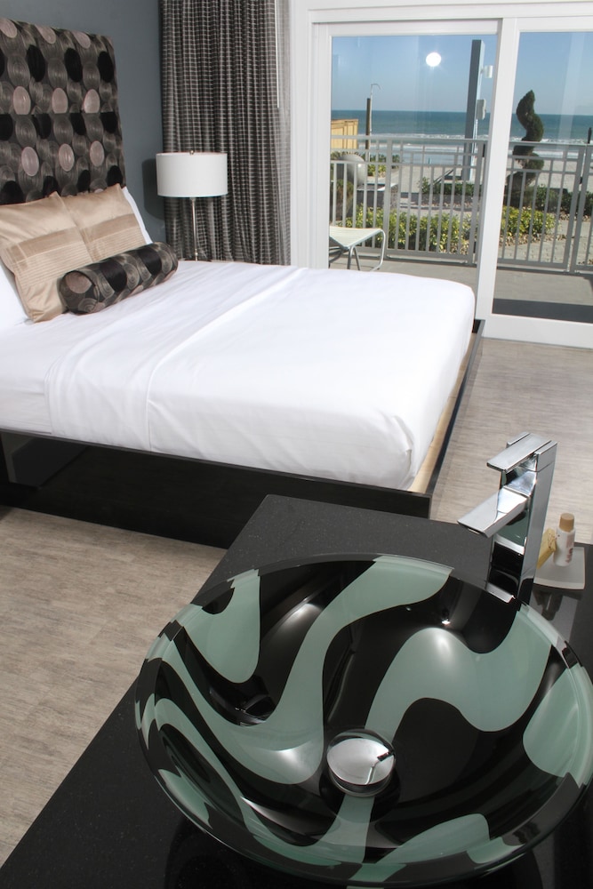 Lotus Boutique Inn & Suites - photo 11