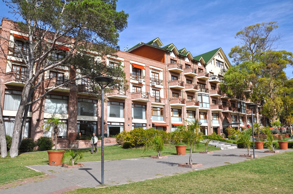 Green Sea Apart Hotel in Pinamar, Argentina