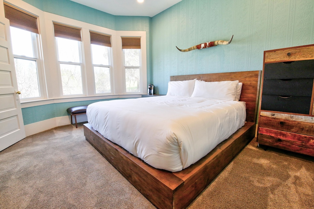 The Groveland Hotel - photo 38