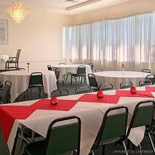 Interstate Inn Johnson City - photo 9