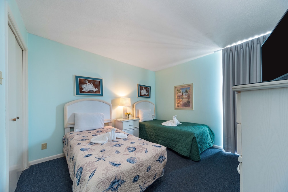 Edgewater Beach and Golf Resort by Resort Collection IV Panama City Beach - photo 3