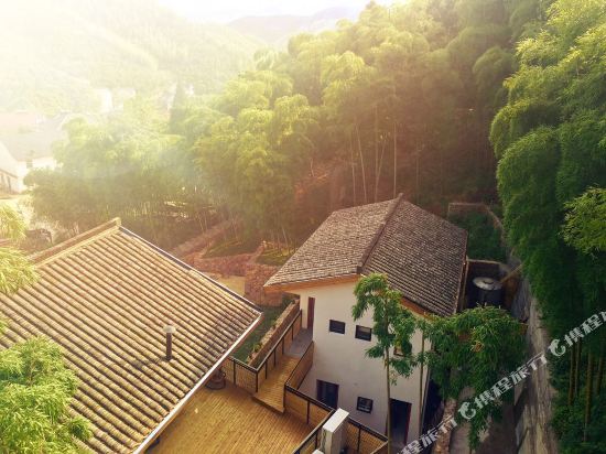 Yishan Yishui Holiday Hotel in Deqing, People's Republic of China