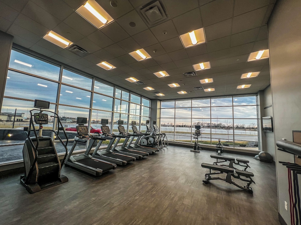 Crowne Plaza Kearney by IHG - photo 40