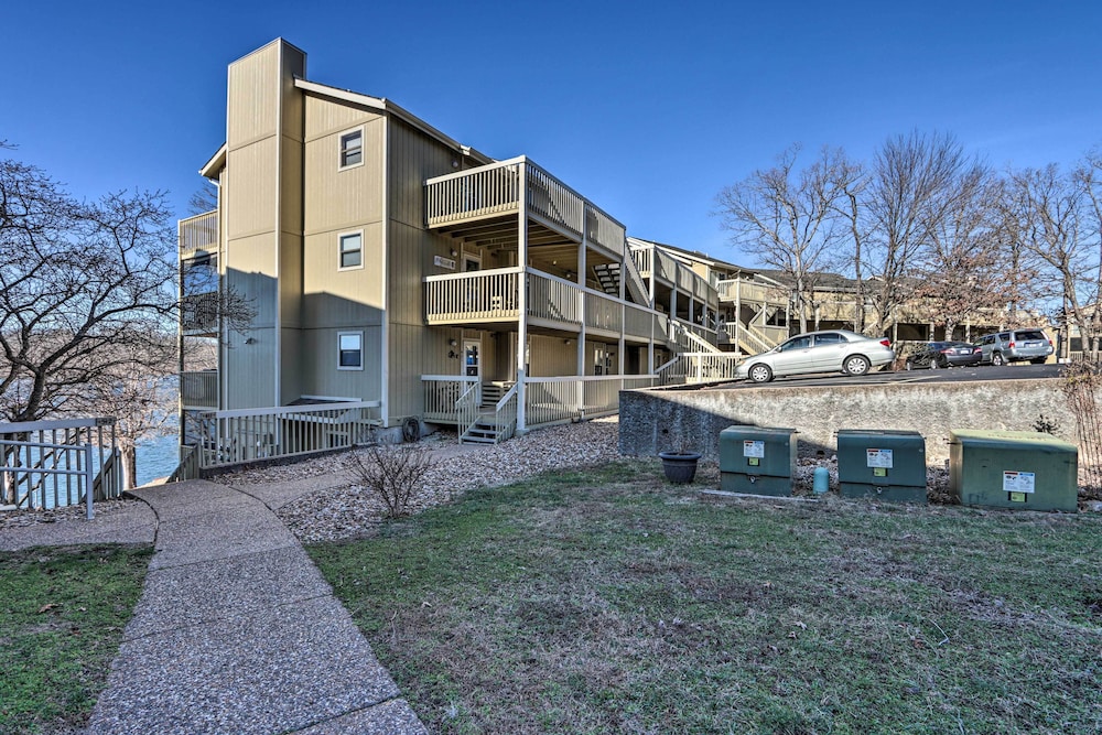Scenic Convenient Lake of the Ozarks Resort Condo - photo 13