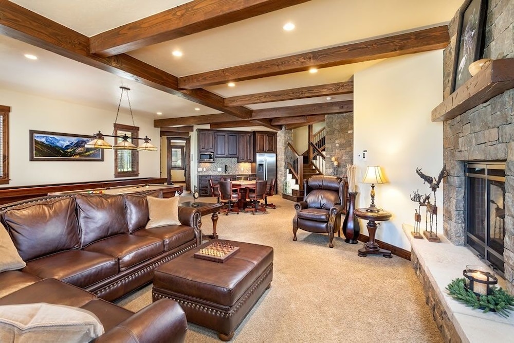 Slopeside Manor On Peak 8 By Pinnacle Lodging - photo 21
