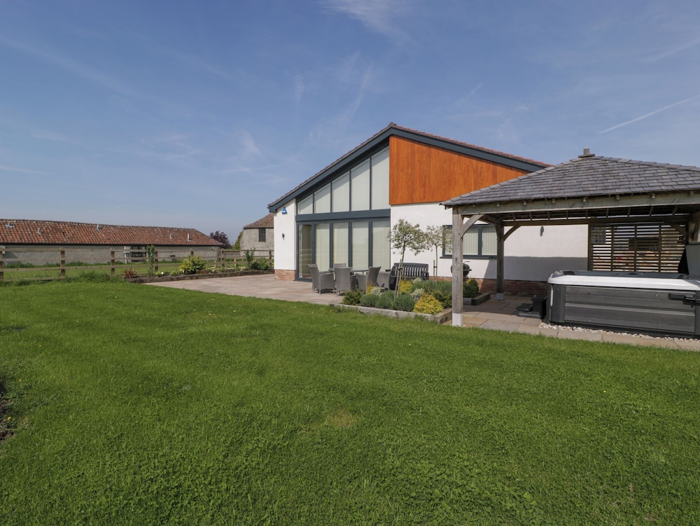 Bilsham Meadows in Bristol, United Kingdom