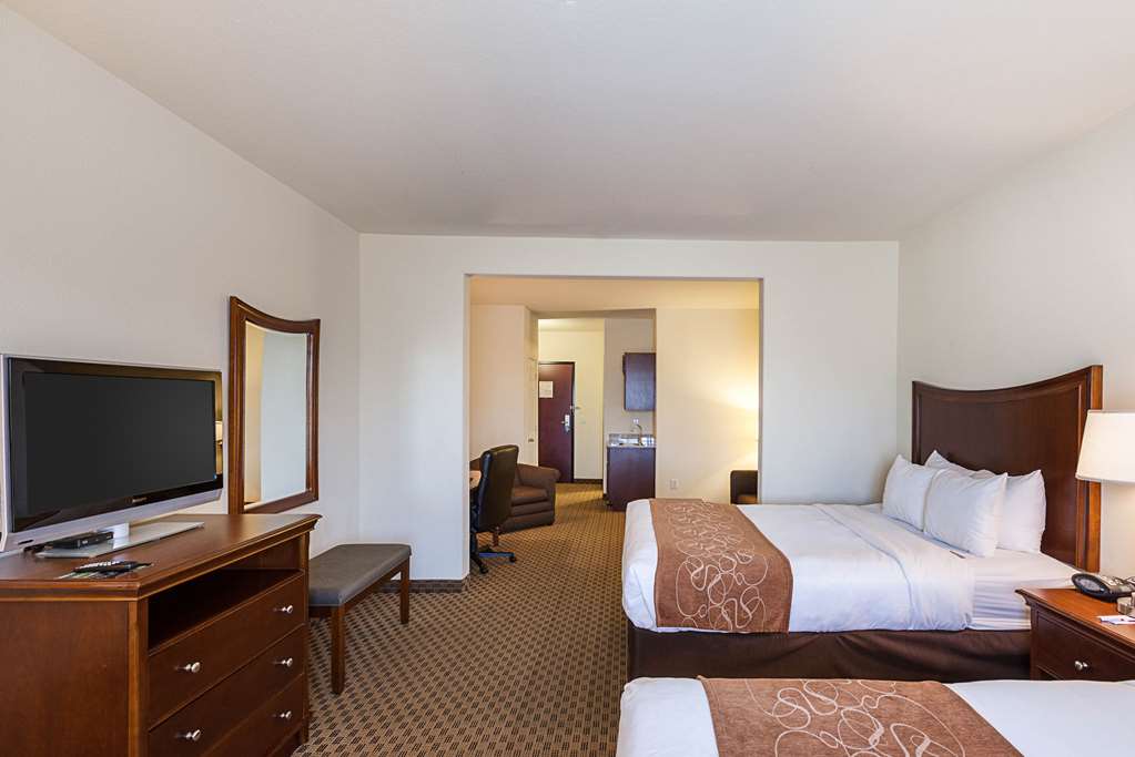 Comfort Suites Stone Oak - photo 22