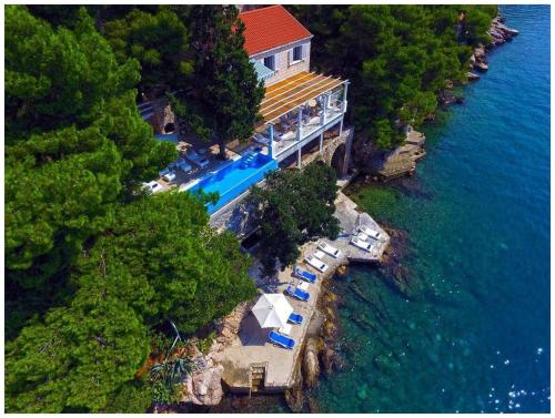 Elegant Lozica Villa 4 Bedrooms Villa Dubrovnik Palazio Seafront