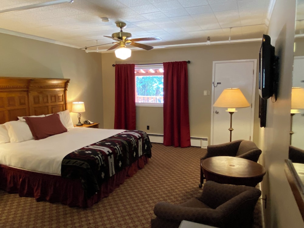 The Historic Redstone Inn - photo 11