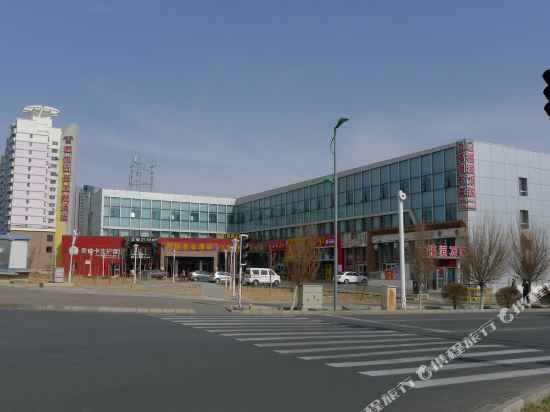 Junyue Baihe Theme Hotel in Karamay, People's Republic of China