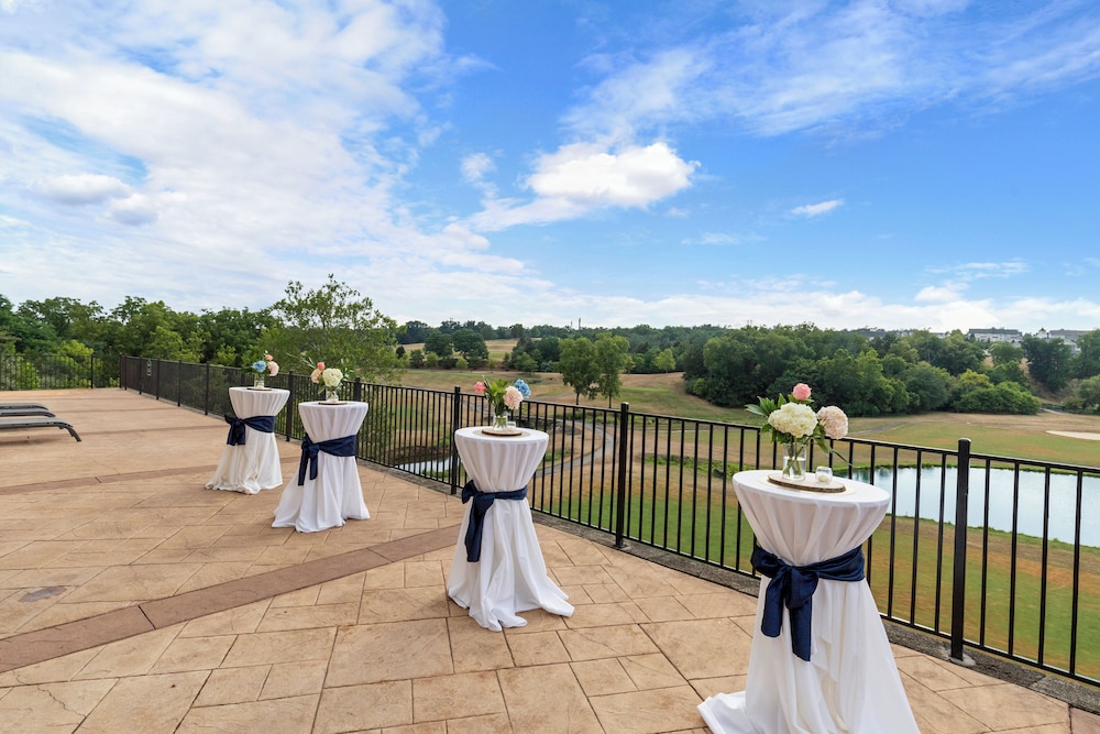 DoubleTree By Hilton Front Royal Blue Ridge Shadows - photo 58