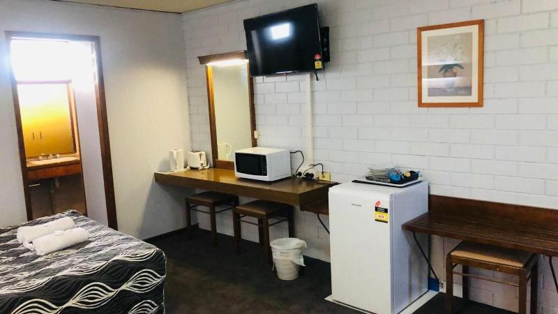 Century Motor Inn — hotel in Finley