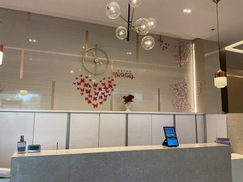 Centrio Tower 1BR Wifi & Netflix in Cagayan De Oro, Philippines