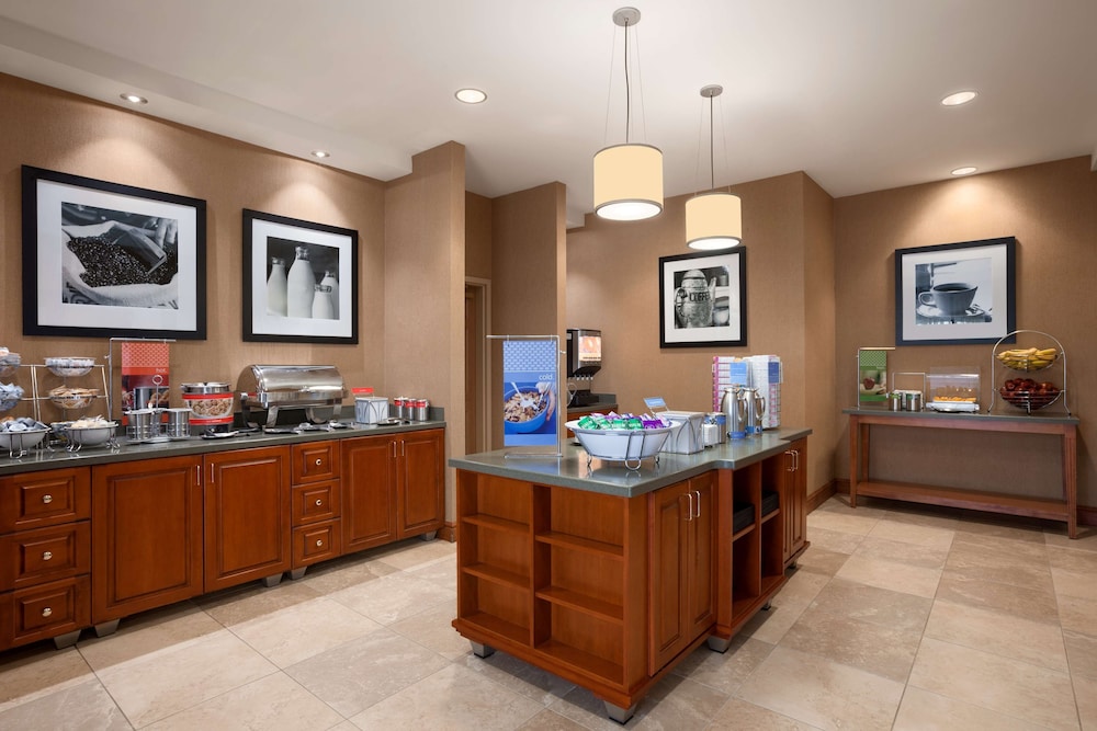Hampton Inn Geneva - photo 22