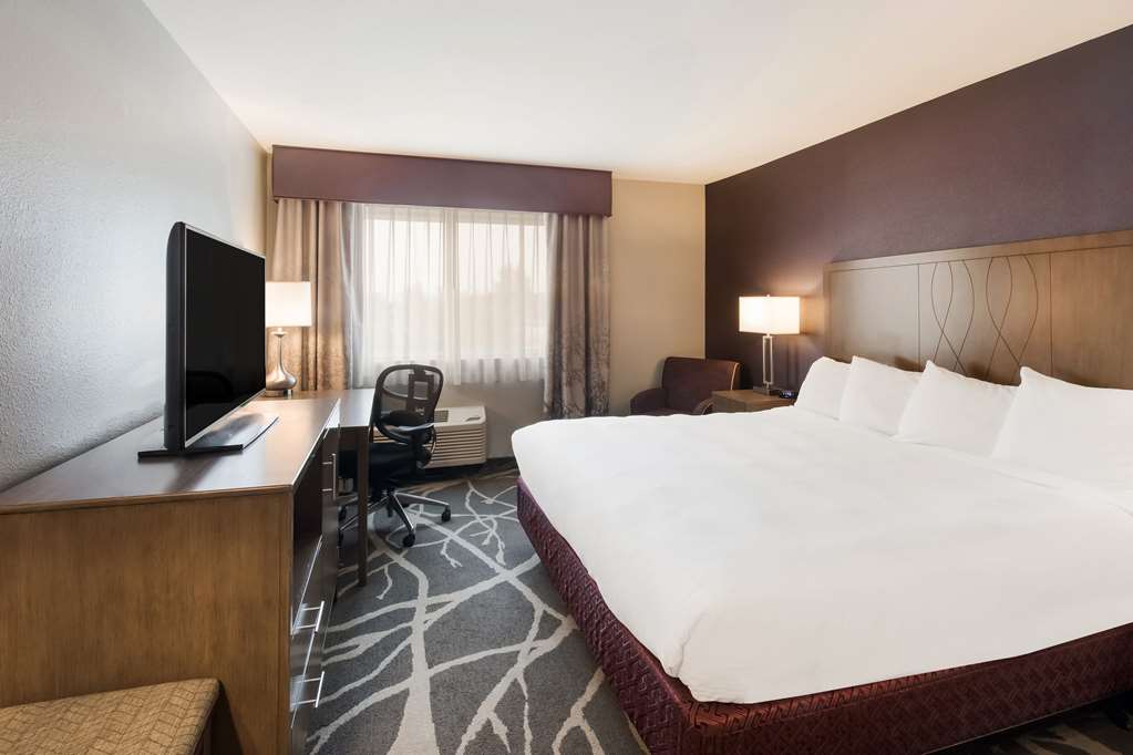 Best Western McMinnville Inn - photo 21