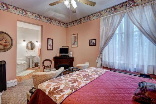Grandison Inn - photo 24