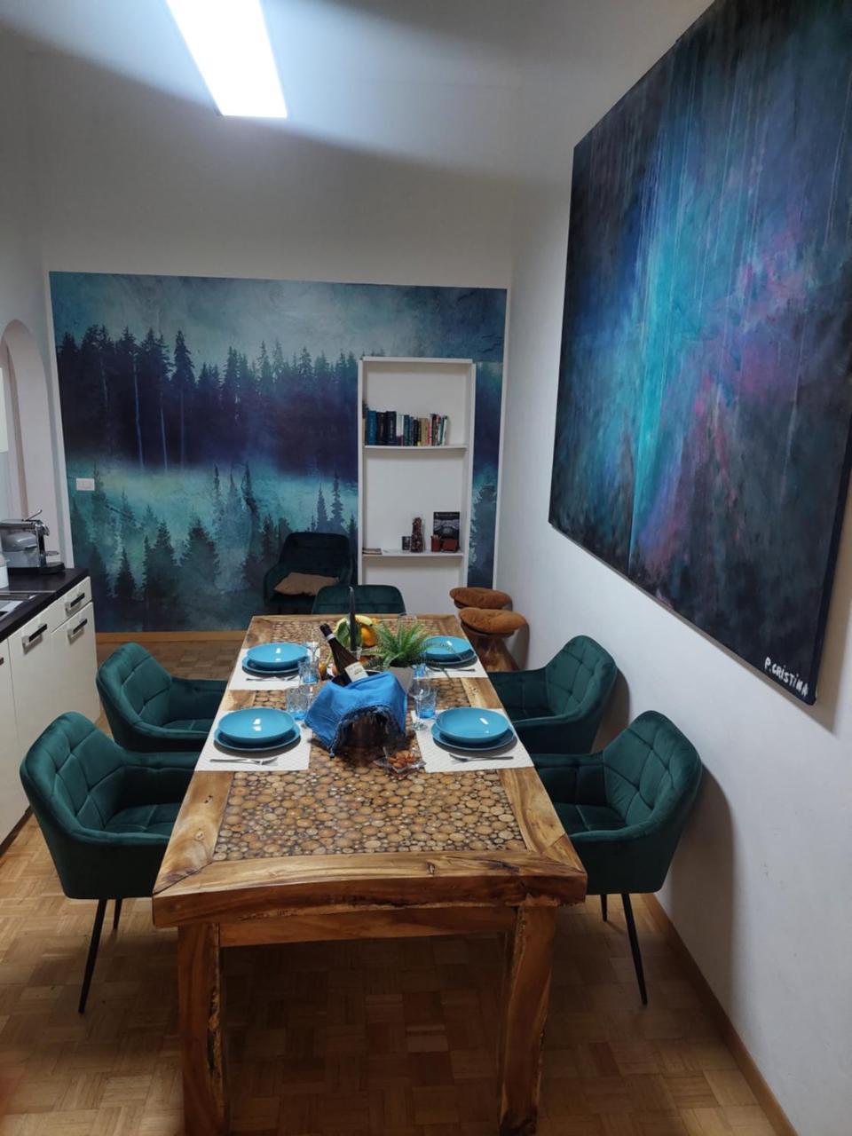 Apartment Rome 18 — 4-Star Luxury Hotel in Rome, Italy