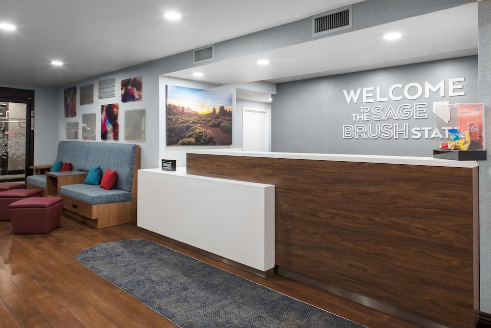 Hampton Inn Las Vegas Summerlin - photo 8