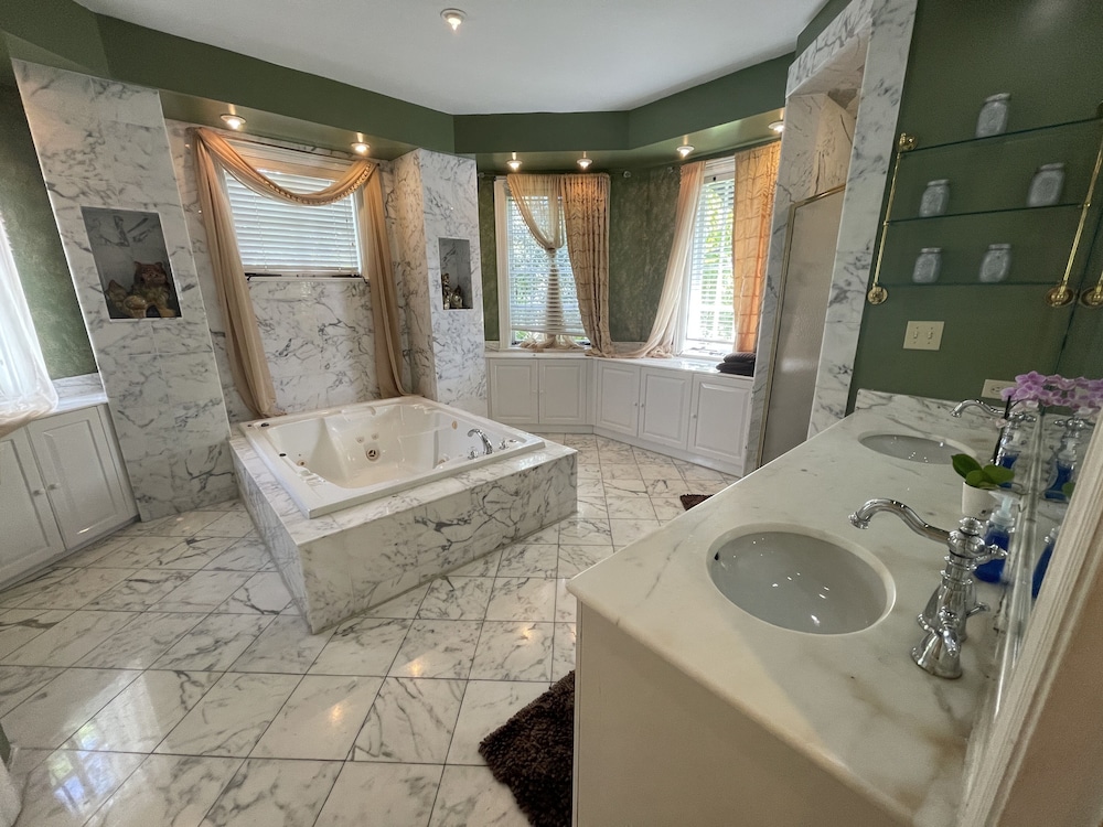 Young Mansion - photo 46