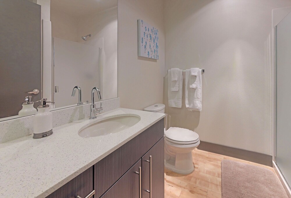 Belltown Waterfront Suites by Barsala - photo 20