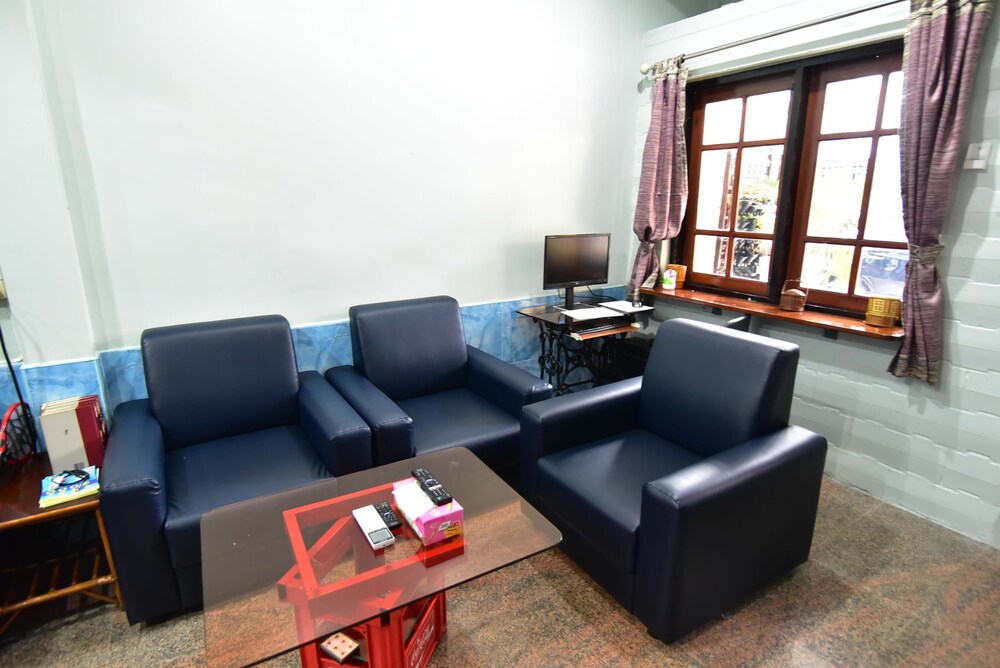 5 Minute Hostel