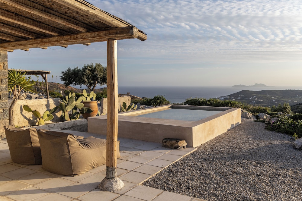 Palazzo Greco Villas — 4-Star Luxury Hotel in Agios Vasileios, Greece