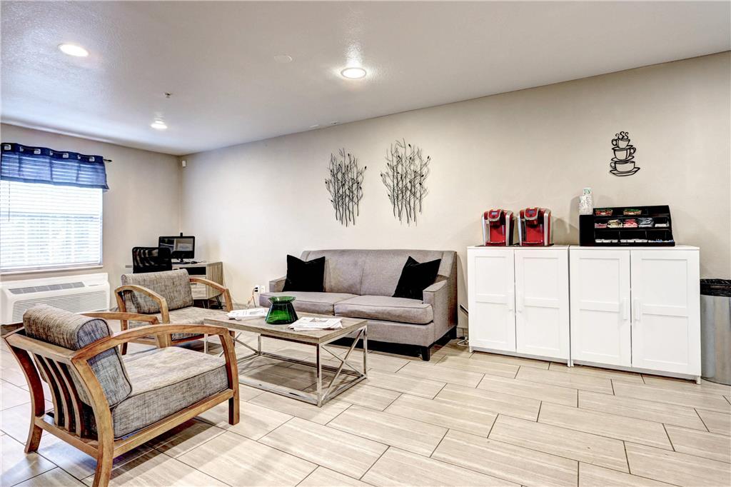 Suburban Studios Westminster Denver North - photo 6