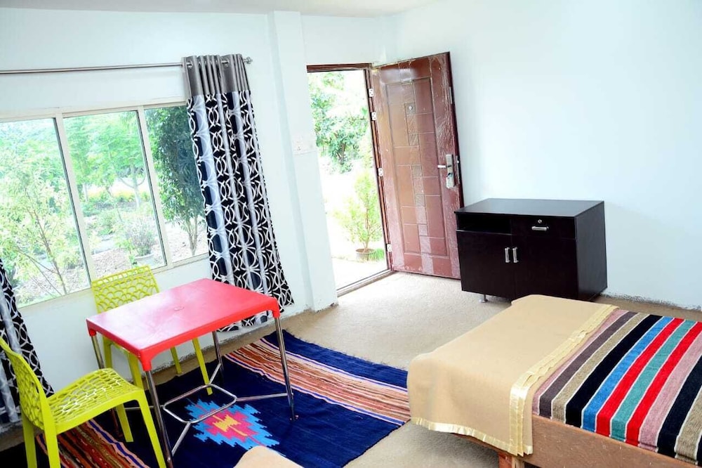 Waterfront Agro Tourism in Satara, India